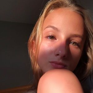 Meet your Posher, Savannah